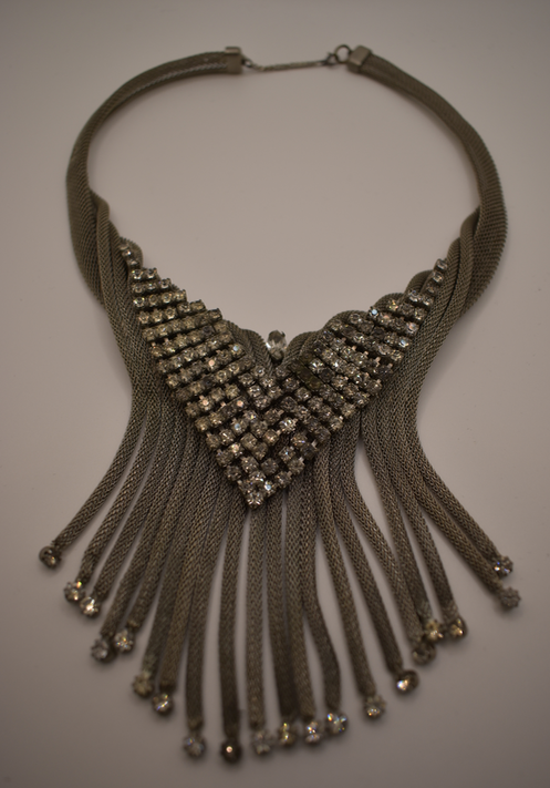 One 1930-40's vintage mesh and rhinestone necklace