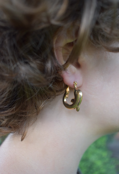 Two pairs of 1970-80's vintage gold tone dolphin hoop earrings 7/8" diameter