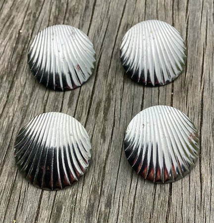 Two pairs of vintage 1980's silver tone seashell shaped earrings